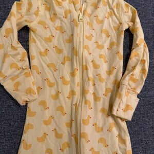 HannaSoft Pepper the Duck Print One-piece Pajamas